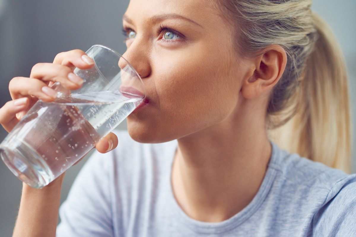 quanta acqua bere al giorno