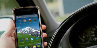 telefonino in auto