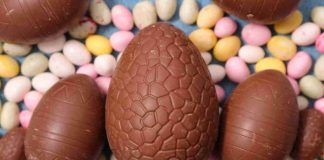 uovo pasqua uovo cosmico origini