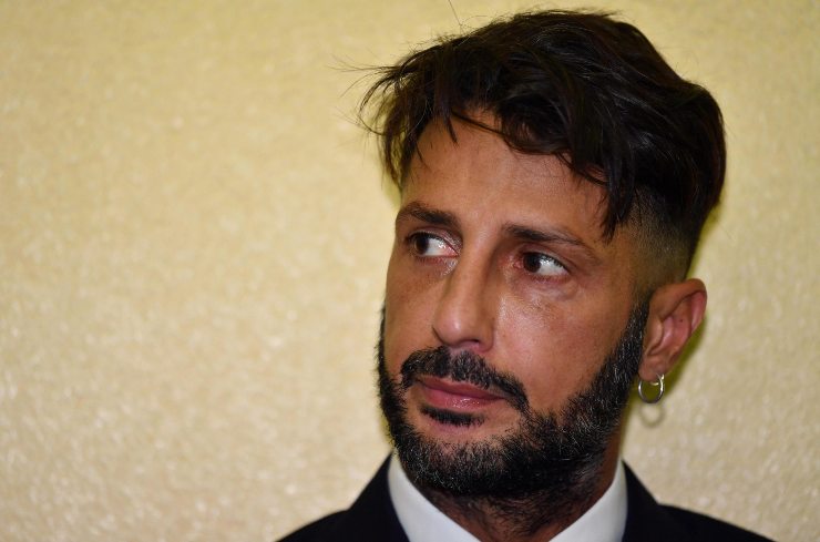 Fabrizio Corona serio