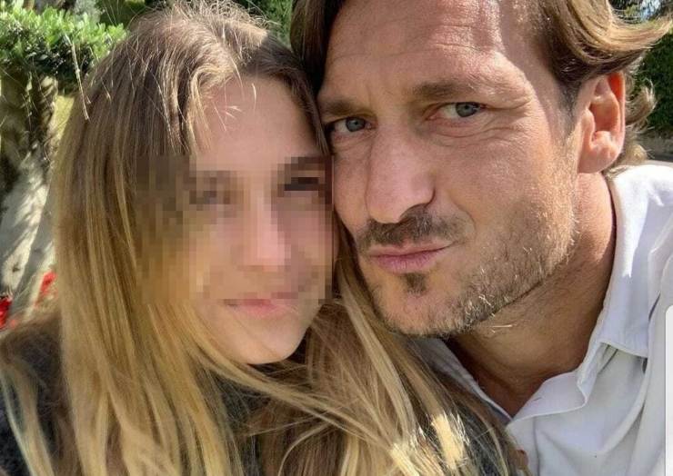 Chanel Totti stravede per il papà