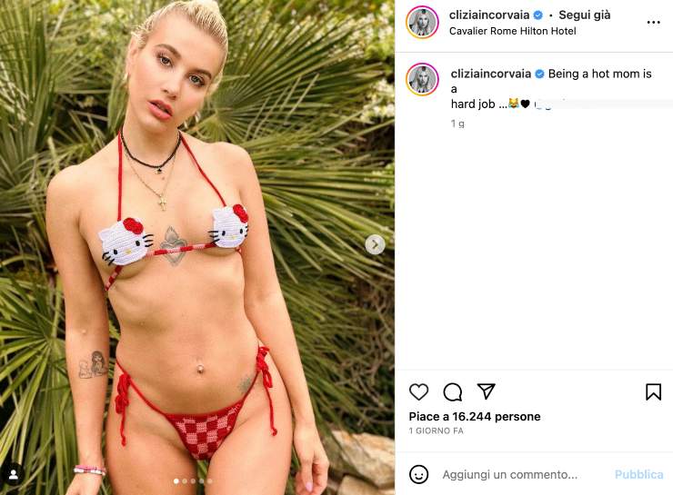 Clizia Incorvaia bikini 