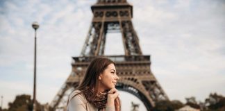 Torre Eiffel diventa più alta d'estate