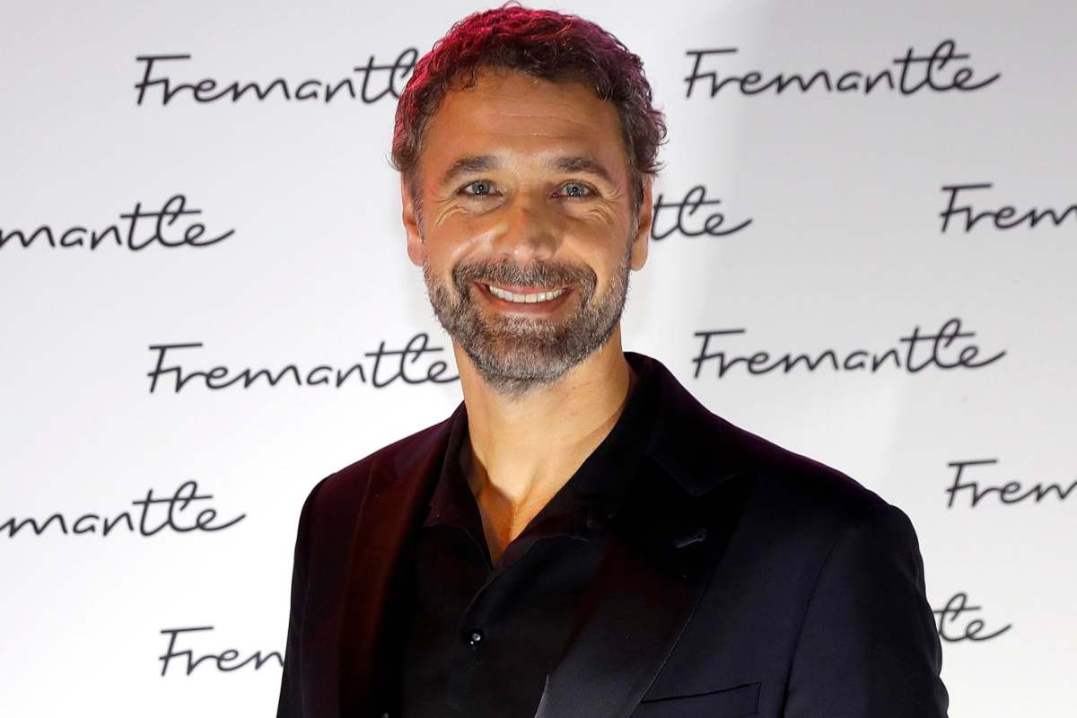 Raoul Bova dolci vino