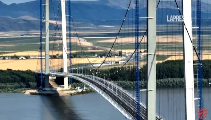 Ponte Braila in Romania