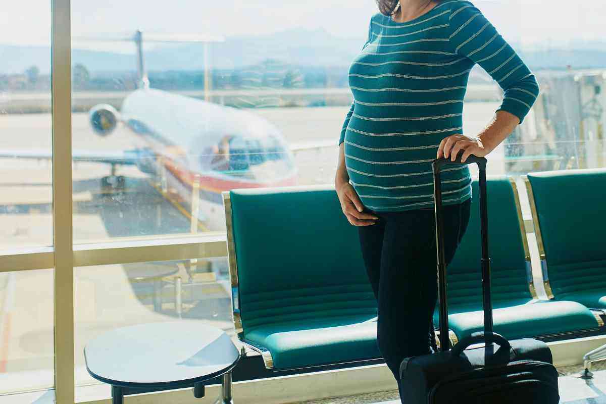 viaggiare in aereo in gravidanza